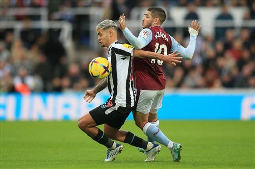Aston Villa x Newcastle