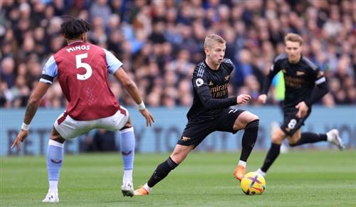 Aston Villa x Arsenal