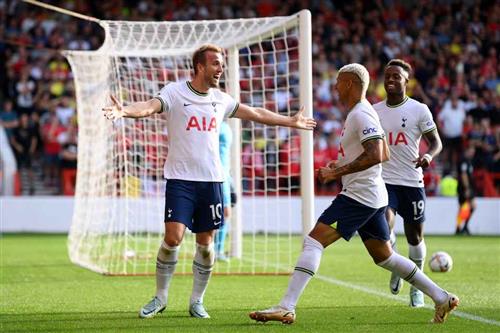 Nottingham x Tottenham Hotspur