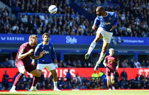 Everton x Ipswich Town