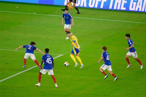 Yokohama Marinos x Nasr