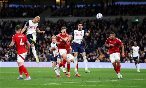 Tottenham Hotspur x Nottingham Forest
