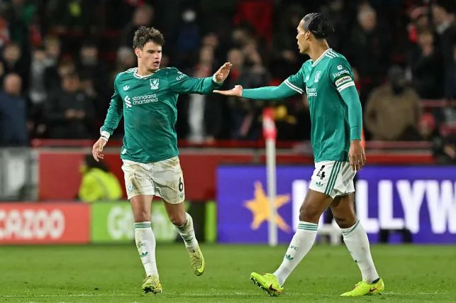 Joe Cole: Van Dijk e Konate foram péssimos defensores, Kyle Kates também foi péssimo no primeiro tempo