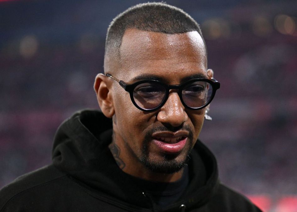 Dirigente do Bayern: Boateng não será estagiário no clube e não espera afetar o time
