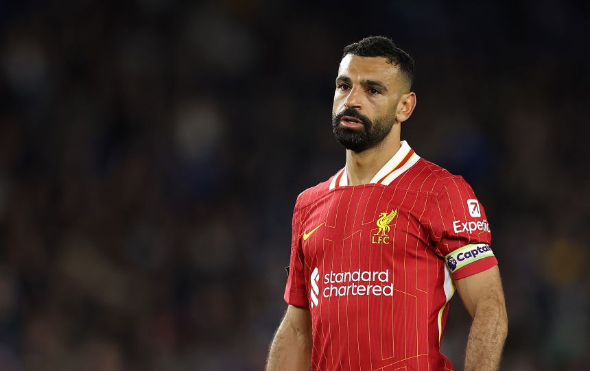 Salah se torna o primeiro atacante a ser titular em 50 jogos consecutivos na Premier League pelo Liverpool