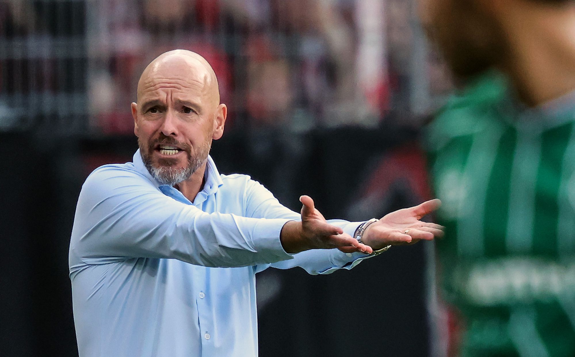 A folga da aula de Heitinga está prestes a acabar? Mídia holandesa: Diretor do Ajax conversou com Ten Hag esta semana