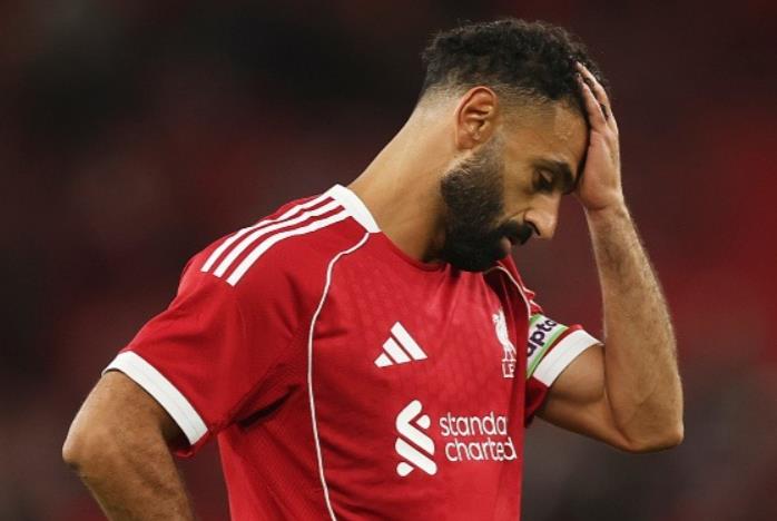 Carragher: Se Salah não retornar à defesa, ele não deverá ser autorizado a iniciar todos os jogos