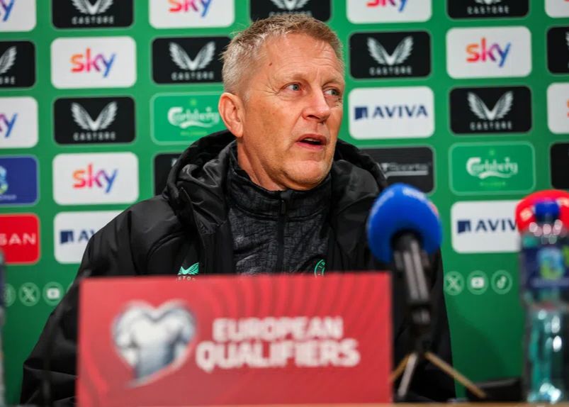 Seleccionador da Irlanda: Eles não podem atacar precipitadamente quando defrontam Portugal. Eles continuarão passando a bola para a área para encontrar Ronaldo.
