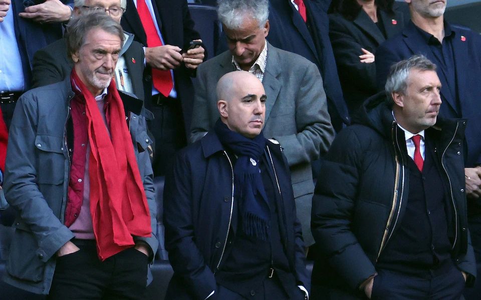 Telégrafo: Manchester United fortalece gestão das redes sociais dos funcionários e proíbe postagem privada de conteúdo de bastidores