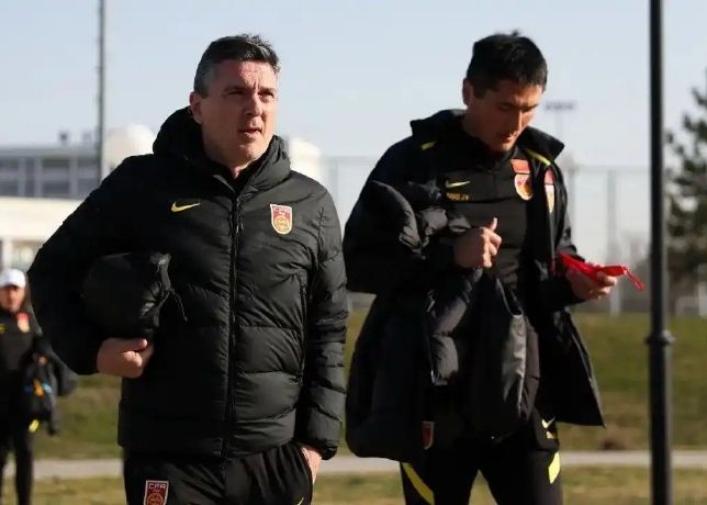 Beiqing: Assim que Shao Jia chegou a Chengdu para inspecionar potenciais jogadores nacionais de futebol, foi difícil determinar o cronograma de treinamento de inverno da seleção nacional de futebol