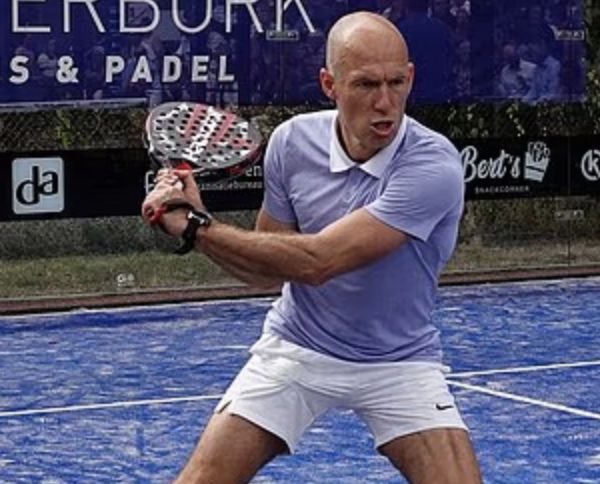 Daily Mail: Robben inicia sua carreira no padel e consegue seu primeiro ponto em agosto deste ano