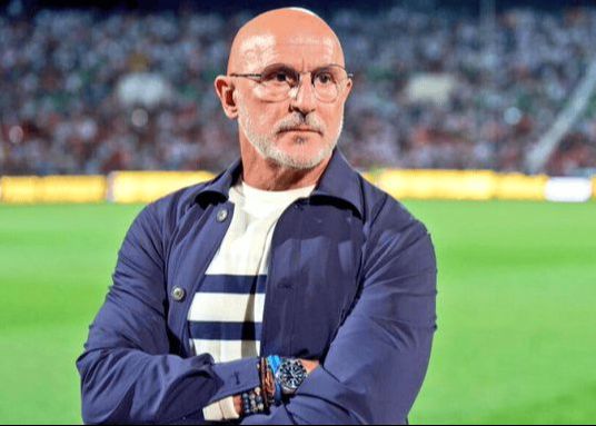 De La Fuente: Avaliaremos a condição física de Huizen antes de decidir se jogaremos com ele no próximo jogo