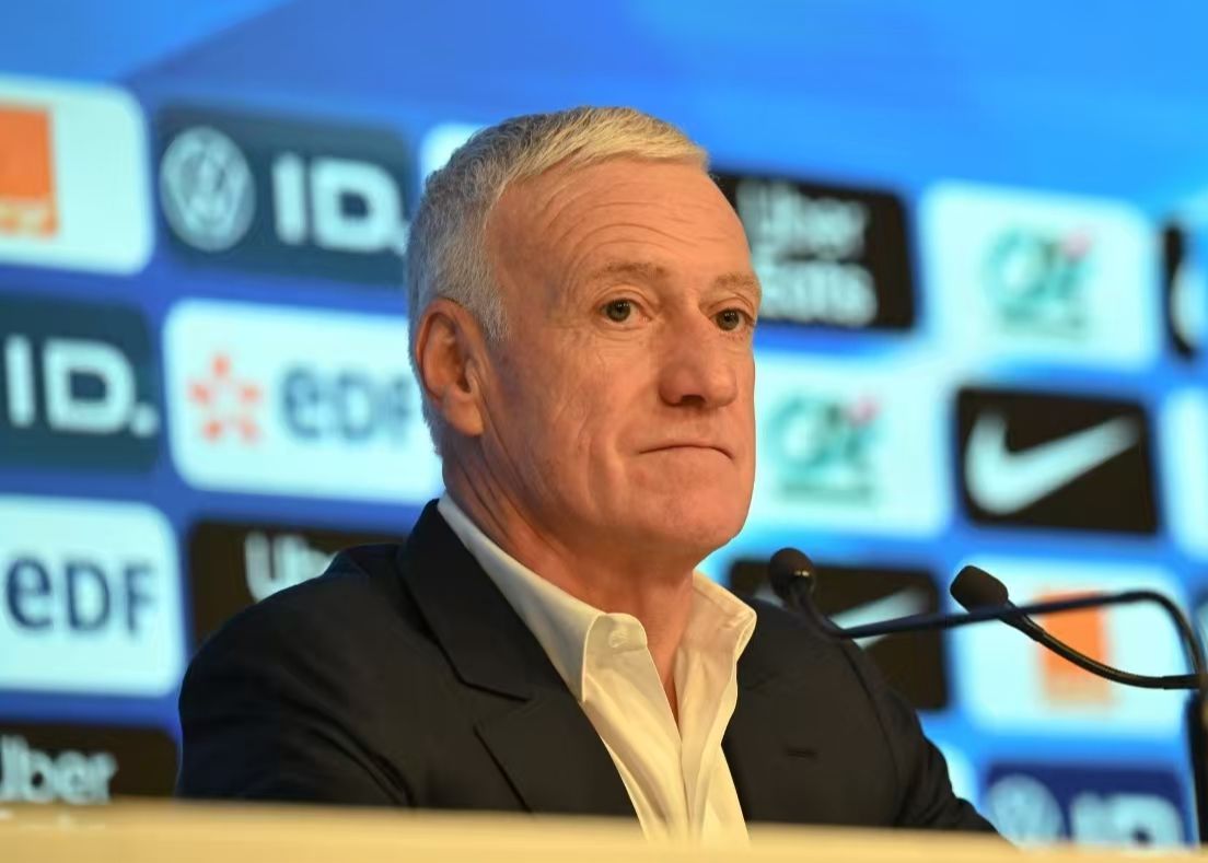 Deschamps: Chevalier terá a chance de jogar, Ekitic está se desenvolvendo em uma direção positiva